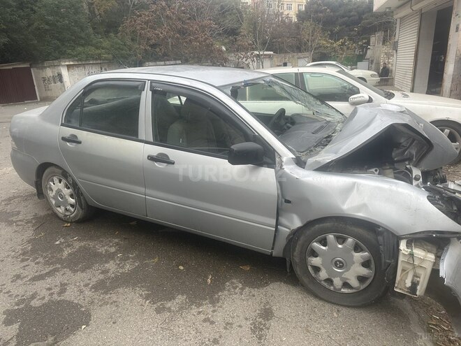 Mitsubishi Lancer 2007, 130,000 km - 1.3 l - Bakı
