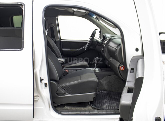 Nissan Navara 2014, 254,991 km - 2.5 l - Bakı