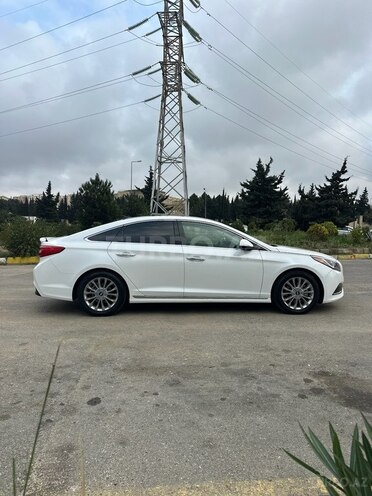 Hyundai Sonata-5