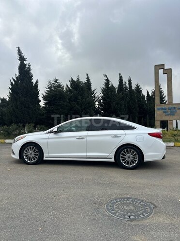 Hyundai Sonata-6