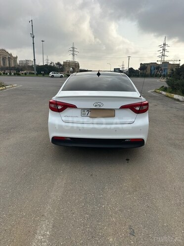 Hyundai Sonata-10