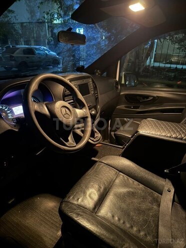 Mercedes  2015, 392,837 km - 2.1 l - Bakı