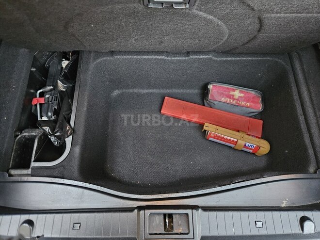 Mercedes E 220 2006, 152,534 km - 2.2 l - Salyan