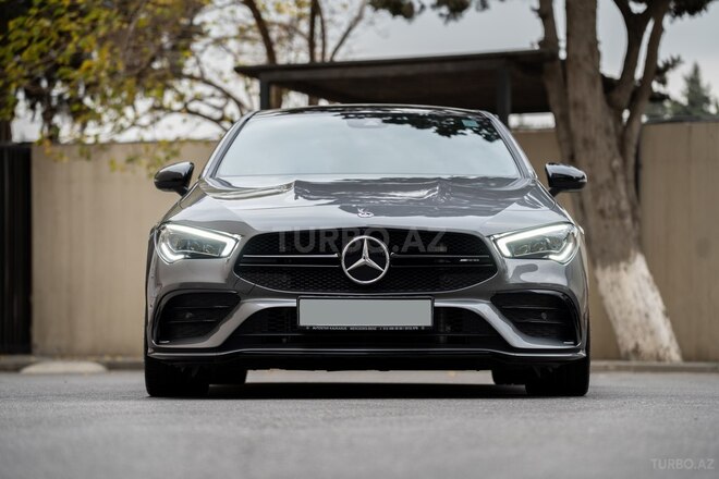 Mercedes CLA 35 AMG 4MATIC-1