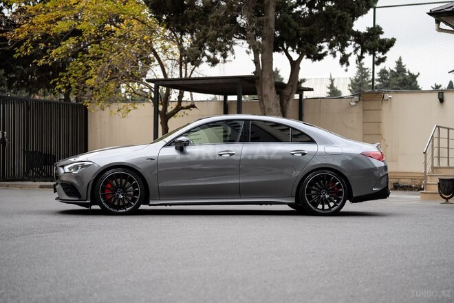 Mercedes CLA 35 AMG 4MATIC-5
