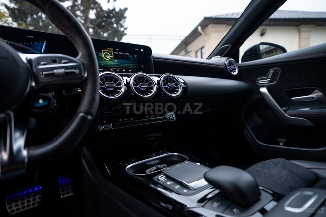 Mercedes CLA 35 AMG 4MATIC-14