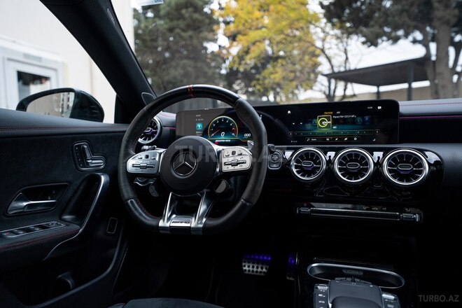 Mercedes CLA 35 AMG 4MATIC-17