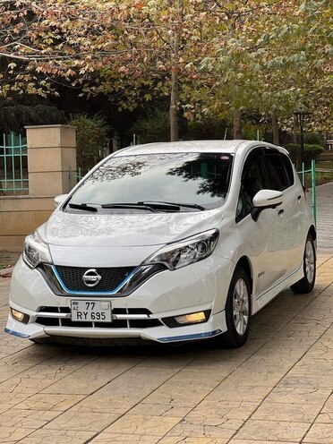 Nissan Note 2017, 89,000 km - 1.2 l - Bakı