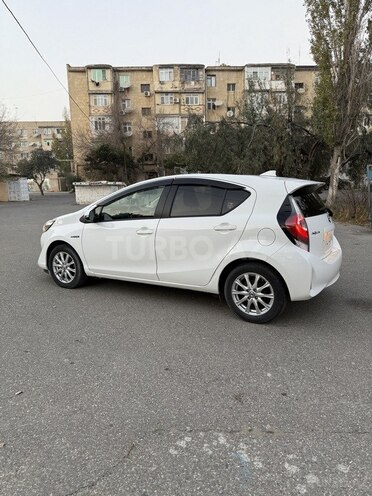 Toyota Aqua 2018, 77,000 km - 1.5 l - Bakı