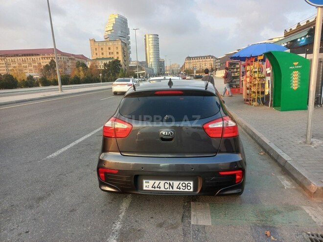 Kia Rio-10