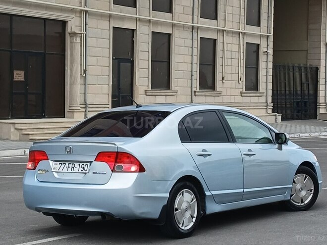Honda Civic 2007, 332,000 km - 1.3 l - Sumqayıt
