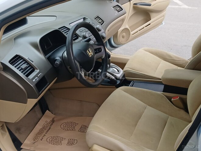 Honda Civic 2007, 332,000 km - 1.3 l - Sumqayıt