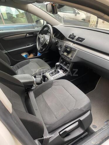 Volkswagen Passat 2012, 390,000 km - 2.5 l - Bakı