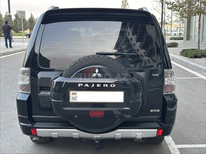 Mitsubishi Pajero 2008, 243,000 km - 3.0 l - Bakı
