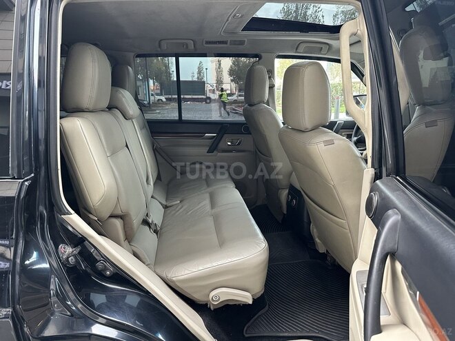 Mitsubishi Pajero 2008, 243,000 km - 3.0 l - Bakı