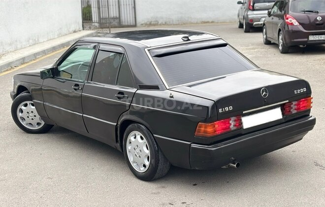 Mercedes 190 1990, 215,480 km - 2.0 l - Bakı