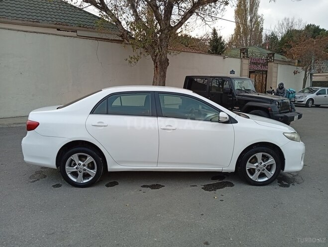 Toyota Corolla 2010, 221,000 km - 1.6 l - Bakı