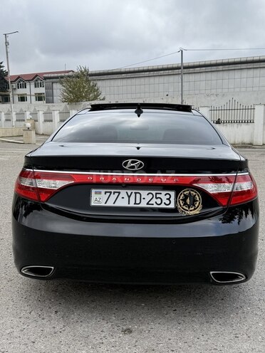 Hyundai Grandeur-5