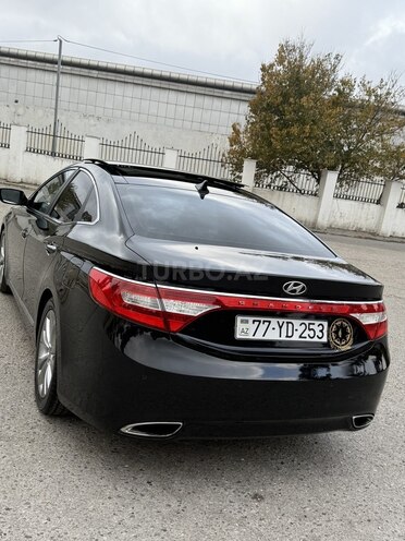 Hyundai Grandeur-6