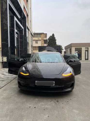 Tesla Model 3 2023, 21,000 km - 0.0 l - Bakı