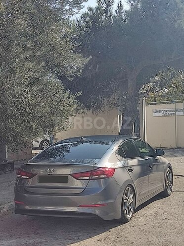 Hyundai Elantra 2018, 117,321 km - 2.0 л - Bakı