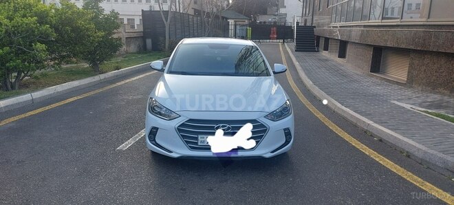 Hyundai Avante-1