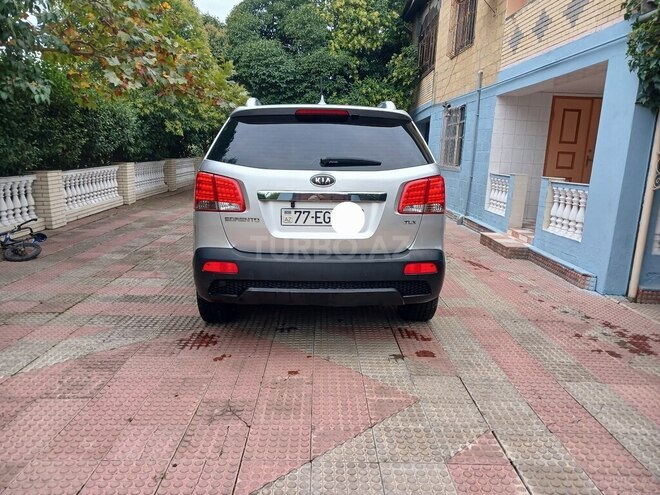 Kia Sorento 2011, 216,000 km - 2.0 l - Bakı