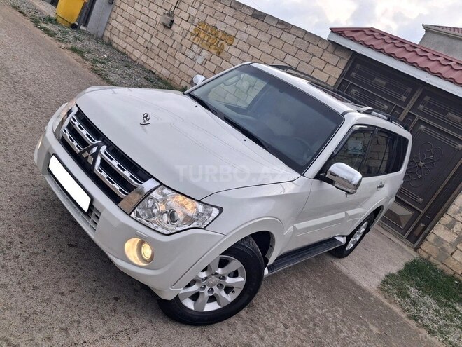 Mitsubishi Pajero 2011, 178,000 km - 3.5 л - Bakı