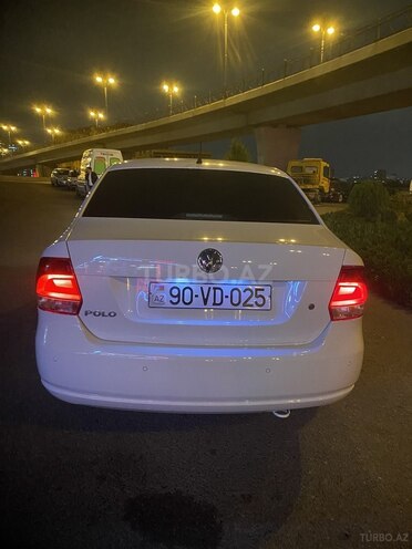 Volkswagen Polo 2012, 208,200 km - 1.6 l - Bakı