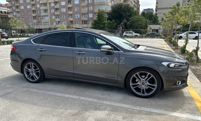 Ford Fusion (North America) 2016, 225,500 km - 2.0 l - Xırdalan