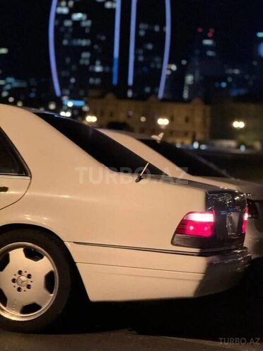 Mercedes S 320 1997, 200,000 km - 3.2 л - Bakı