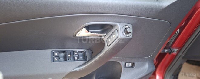 Volkswagen Polo 2013, 101,500 km - 1.6 l - Bakı