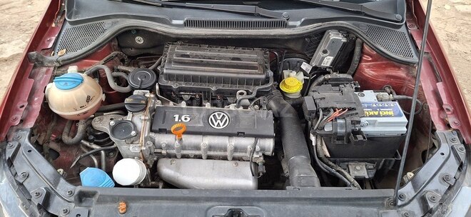 Volkswagen Polo 2013, 101,500 km - 1.6 l - Bakı