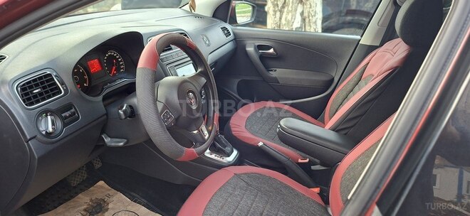 Volkswagen Polo 2013, 101,500 km - 1.6 l - Bakı