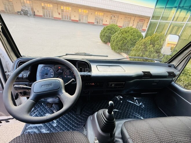 Isuzu NPR 66 L 2007, 310,000 km - 4.3 l - İmişli