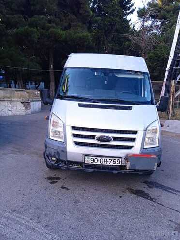 Ford Transit-2