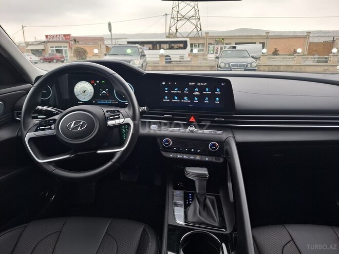 Hyundai Elantra 2023, 29,000 km - 2.0 l - Bakı