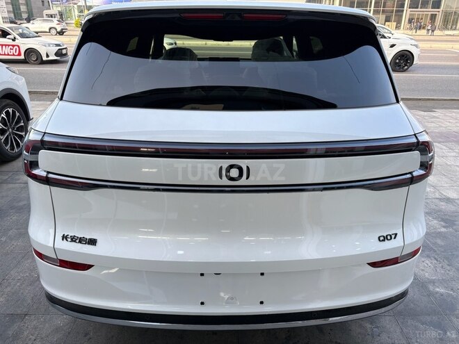 Changan Qiyuan Q07-12