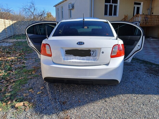 Kia Rio 2010, 195,000 km - 1.4 l - Bakı