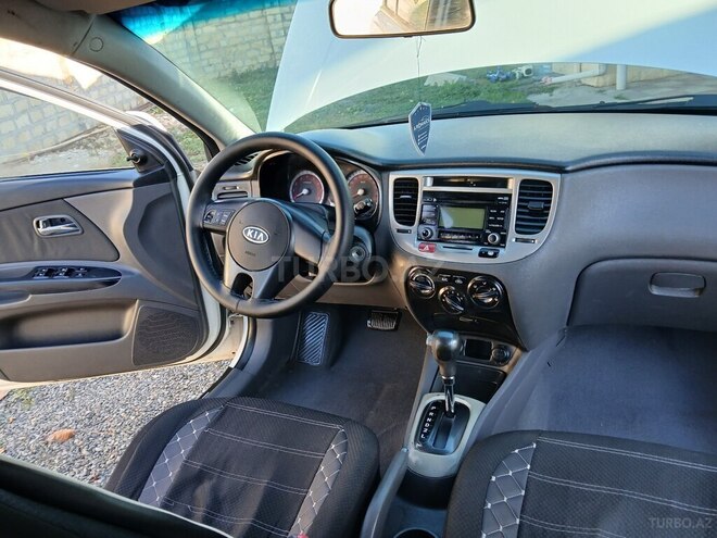 Kia Rio 2010, 195,000 km - 1.4 l - Bakı