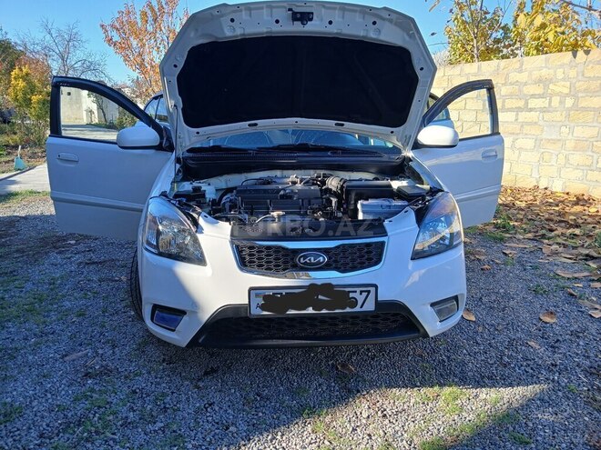 Kia Rio 2010, 195,000 km - 1.4 l - Bakı