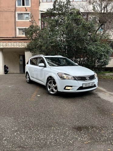 Kia  2010, 163,500 km - 2.0 l - Bakı