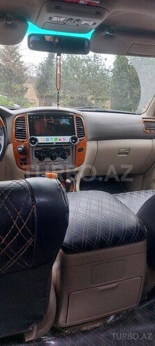 Toyota Land Cruiser-4