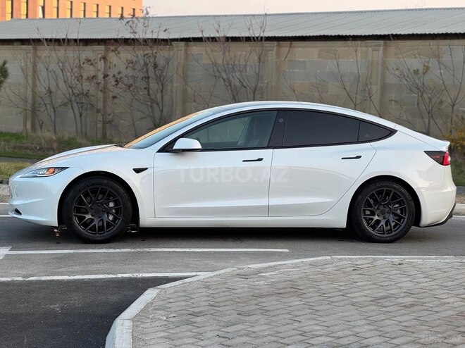 Tesla Model 3 2024, 40,000 km - 0.0 l - Bakı