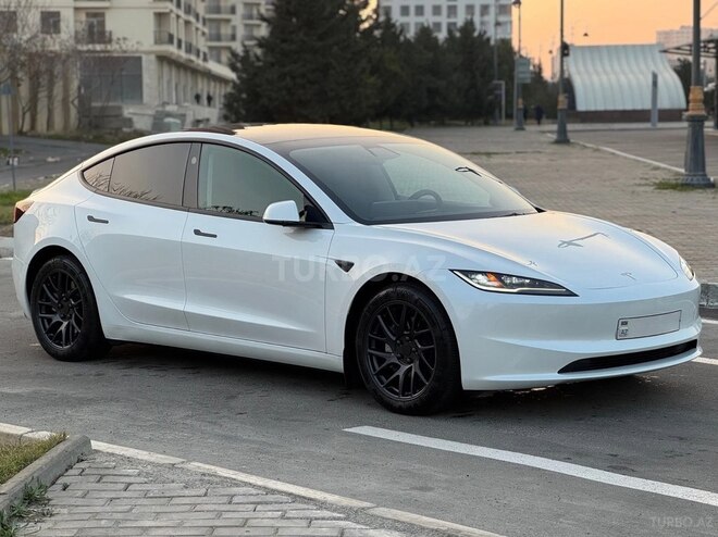 Tesla Model 3 2024, 40,000 km - 0.0 l - Bakı