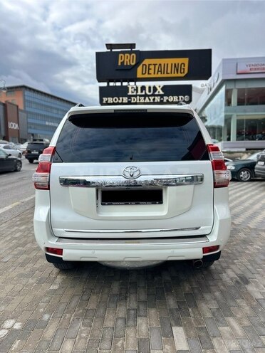 Toyota Land Cruiser Prado 2010, 224,000 km - 4.0 л - Bakı