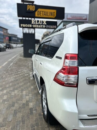 Toyota Land Cruiser Prado 2010, 224,000 km - 4.0 л - Bakı