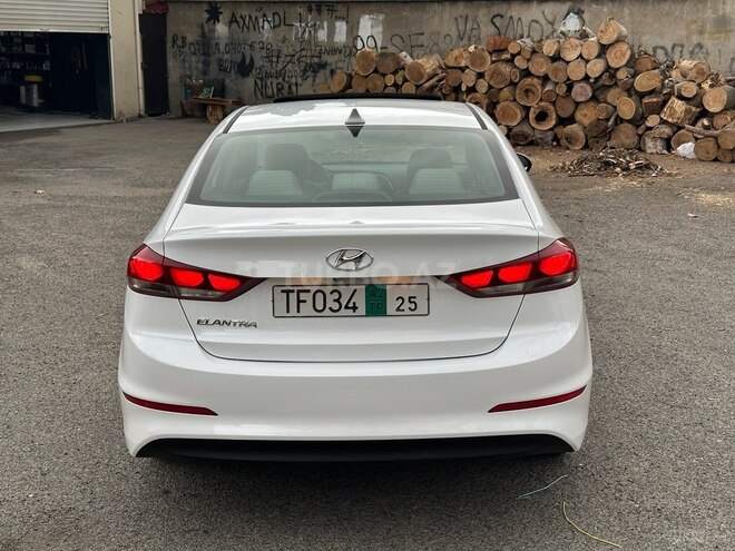 Hyundai Elantra 2017, 163,348 km - 2.0 l - Bakı