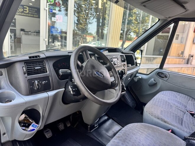 Ford Transit 2009, 293,000 km - 2.2 л - İsmayıllı