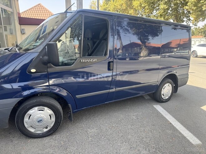 Ford Transit 2009, 293,000 km - 2.2 л - İsmayıllı